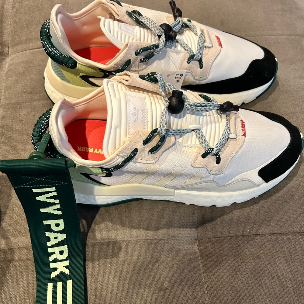 Ivy Park Nite Jogger Size 9.5